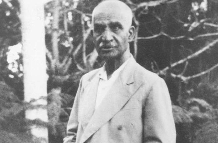 وضعیت رضاشاه پس از استعفاء از سلطنت