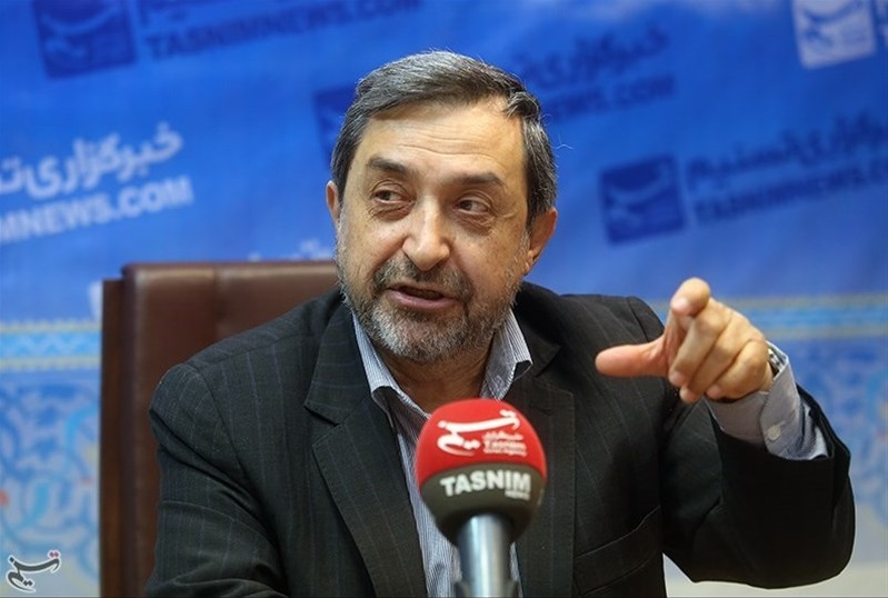 ماجرای مخالفت خاتمی و تاجزاده با «ویدئو»/ اصلاحطلبان عینک دودی را هم نماد استکبار میدانستند