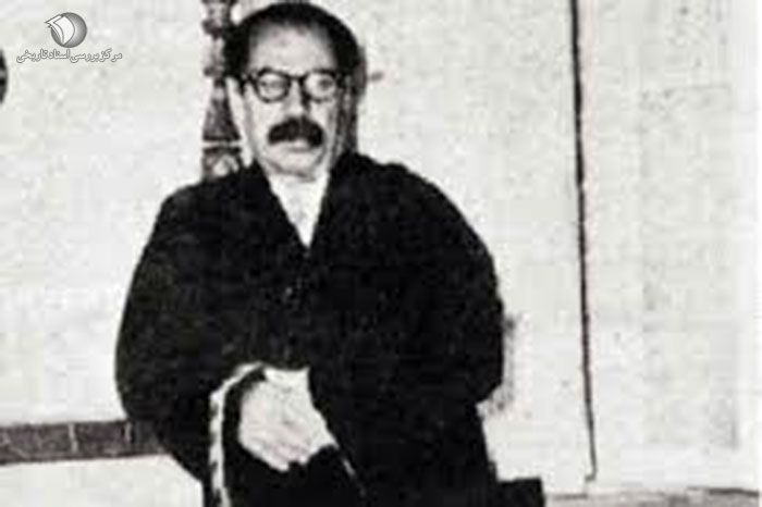 نگاهی به خاطرات صبحی