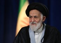 موسوی خوئینی‌ها: مناسب‌ترین فرد برای رهبری انتخاب شد