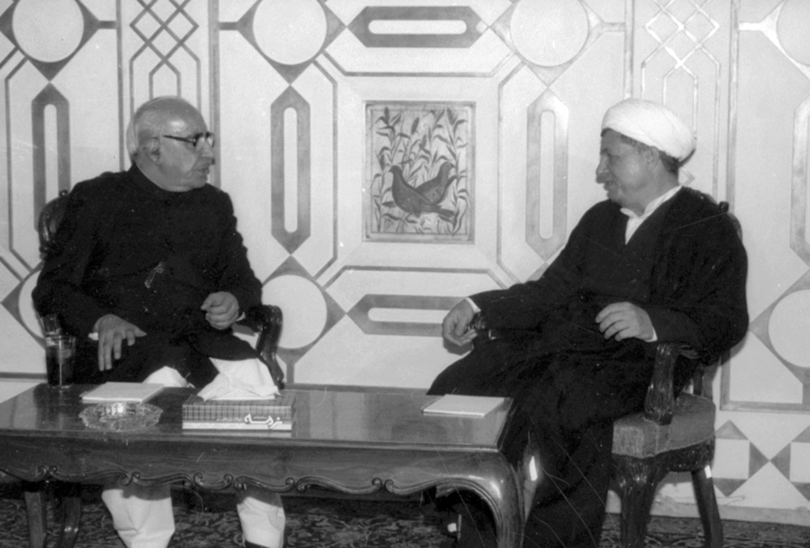 یادداشتهای روزانه هاشمی رفسنجانی / ۱۰ فروردين (۱۳۶۰-۱۳۸۱)